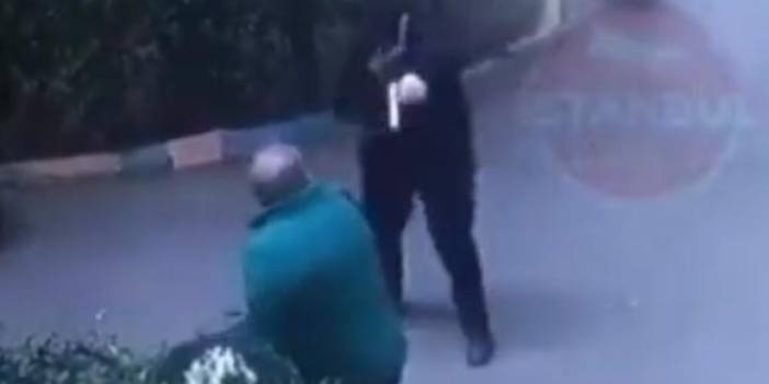 İstanbul Fatih'te döviz bürosu çalışanının gasp edildiği anlar kameraya yansıdı