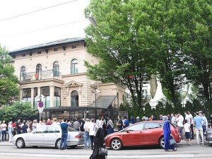 Avusturya’daki Türklerden sandığa yoğun ilgi