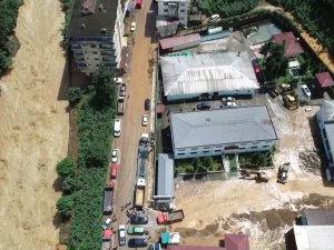 Çay fabrikası çevresindeki su baskını drone ile görüntülendi